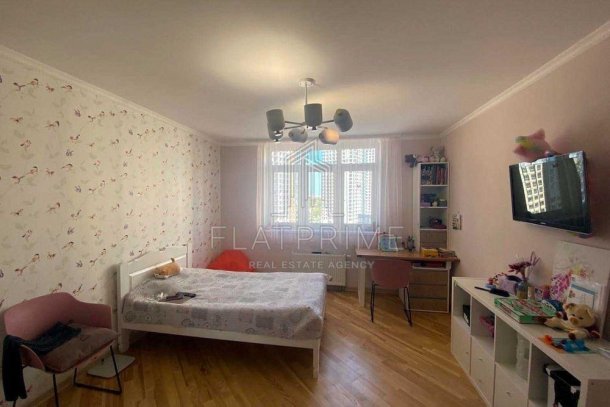 вул. Урлівська, 23г